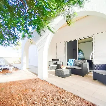 Pretty Terrace House In Maspalomas Feriehus